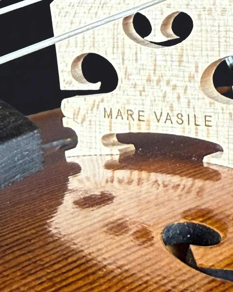 Semnătura „Mare Vasile